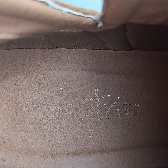 Day trip 7 Chelsea Ankle Booties Pointy Toe Cut Out Chestnut Block Heel Suede - Picture 7 of 12